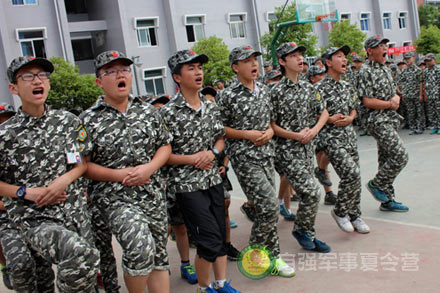 单兵队列训练 规范孩子言